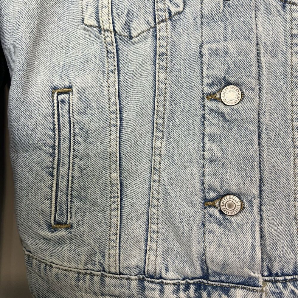 Women's Lucky Brand Distressed Denim Jacket Size Small NWT $109.50‎ - Picture 2 of 12